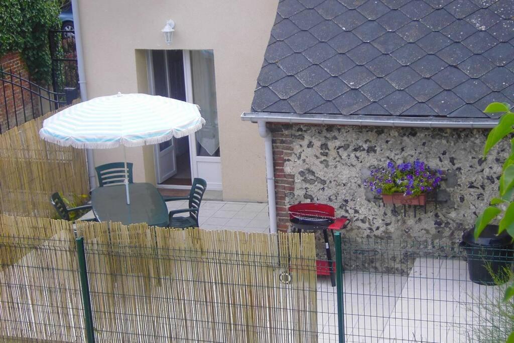 Maison Le Four A Chaux 滨海克里耶勒 外观 照片